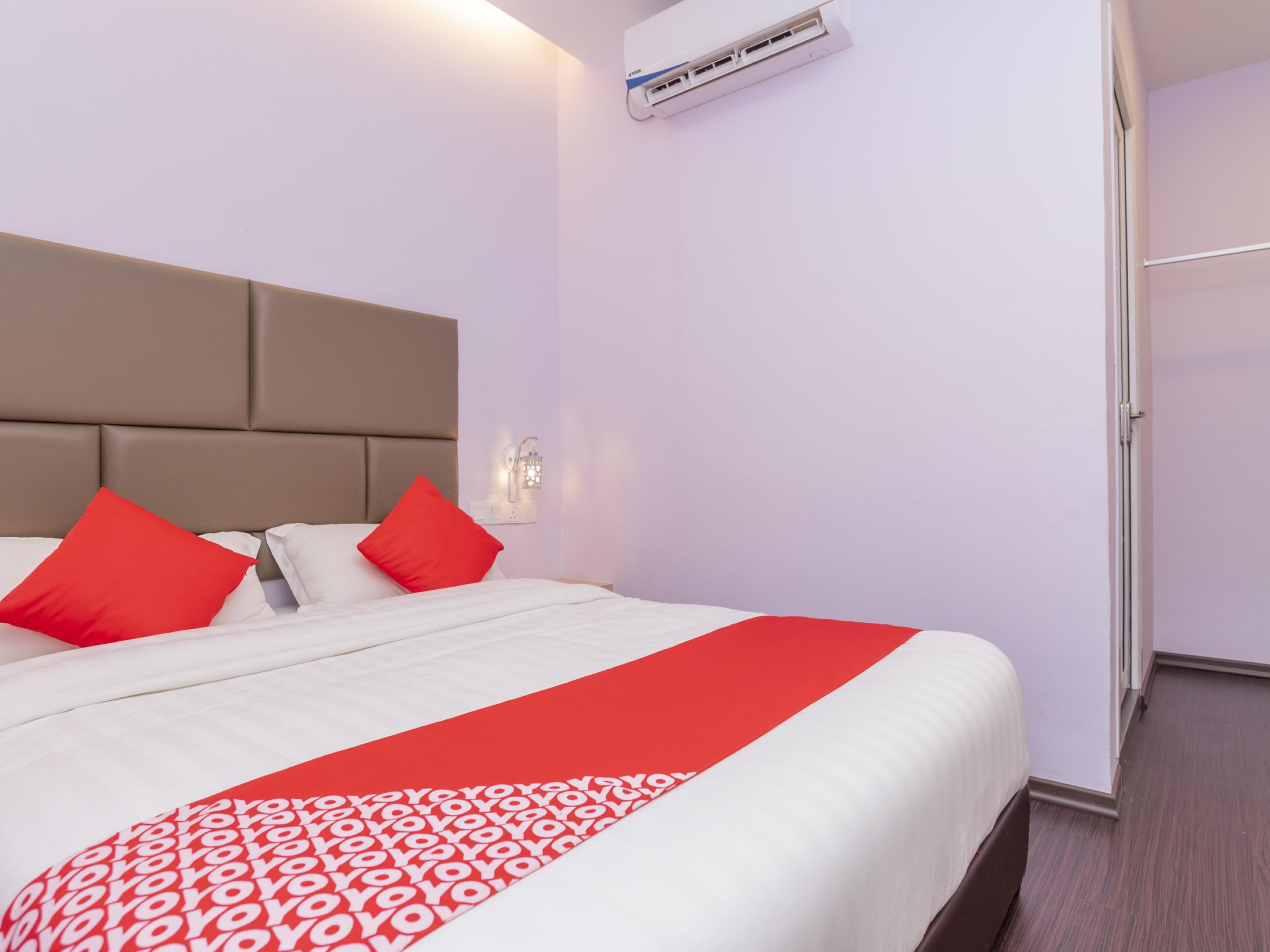 Zenz Hotel Kulai Exteriör bild