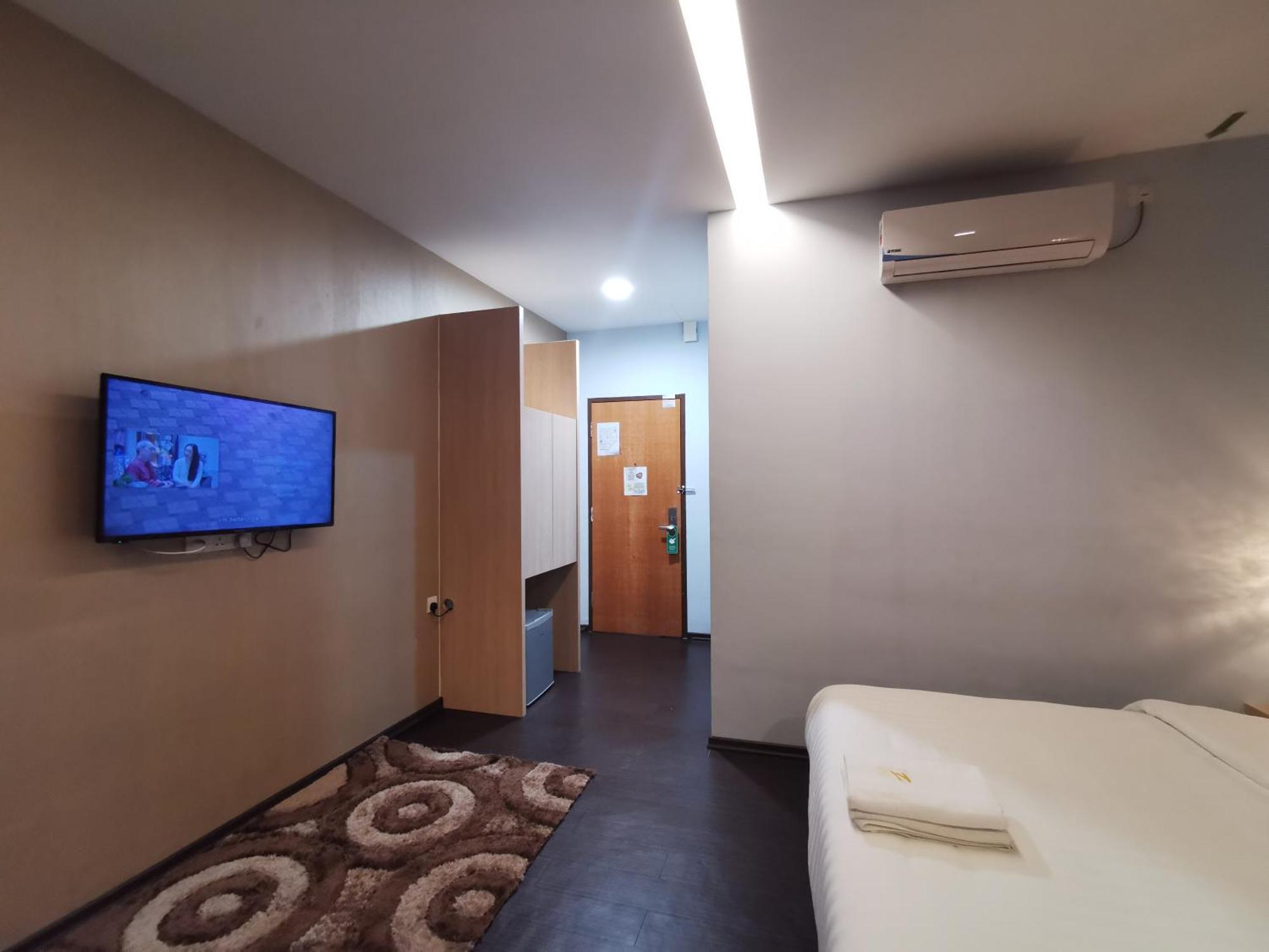 Zenz Hotel Kulai Exteriör bild