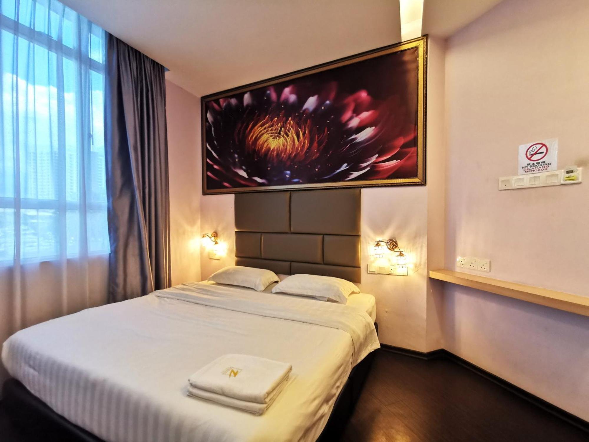 Zenz Hotel Kulai Exteriör bild